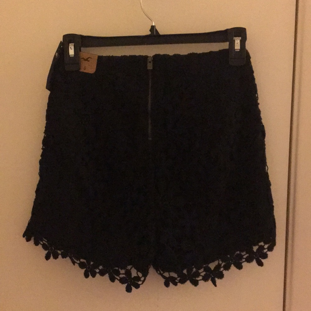NWT Hollister Navy Fashion Shorts / Size 0
